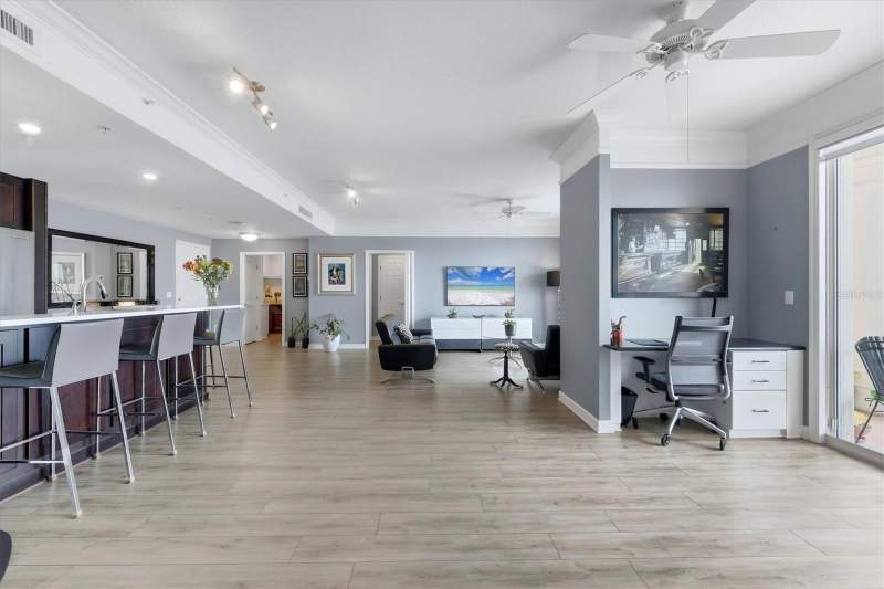2 bedroom Condominium at 750 Tamiami Trail #1506, Renaissance, Sarasota — photo 5