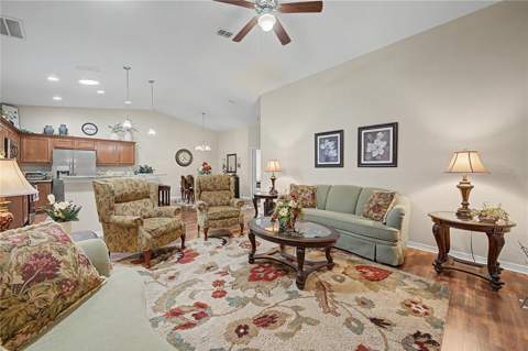 6783 Basswood Circle, Zephyrhills FL - photo 12 of 34