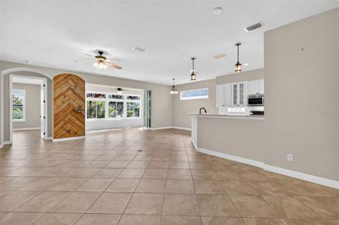 8852 Bridgeport Bay Circle, Mount Dora FL - photo 6 of 6