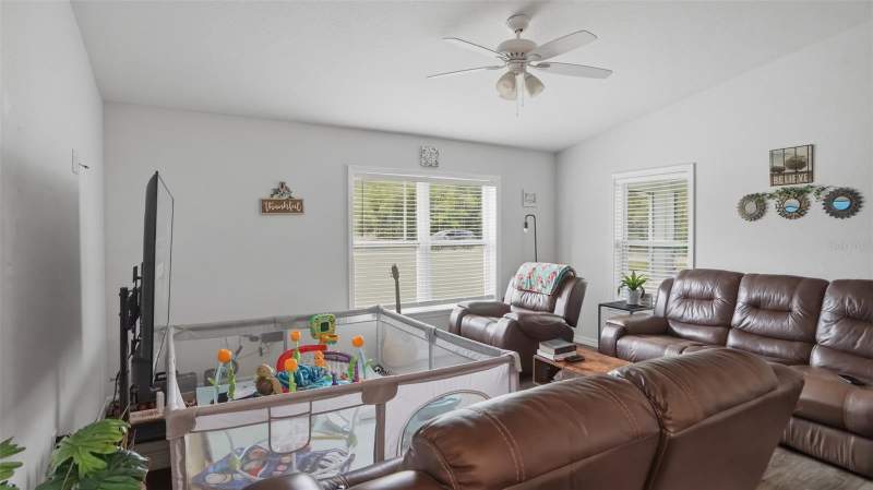 3 bedroom Single Family Residence at 30 Maple Course, Silver Spgs Shores Un 31, Ocklawaha — photo 3