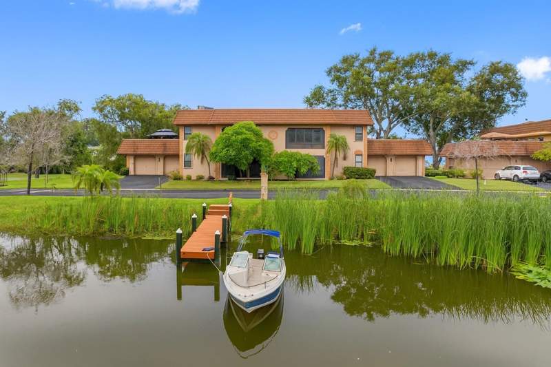 Willow Point Condo