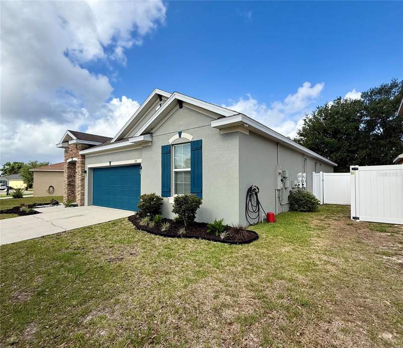 3 bedroom Single Family Residence at 173 Tracy Circle, Lake Tracy Estates, Haines City — photo 3