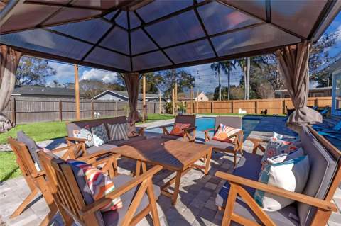 1532 Tangerine Street, Clearwater FL - photo 8 of 32