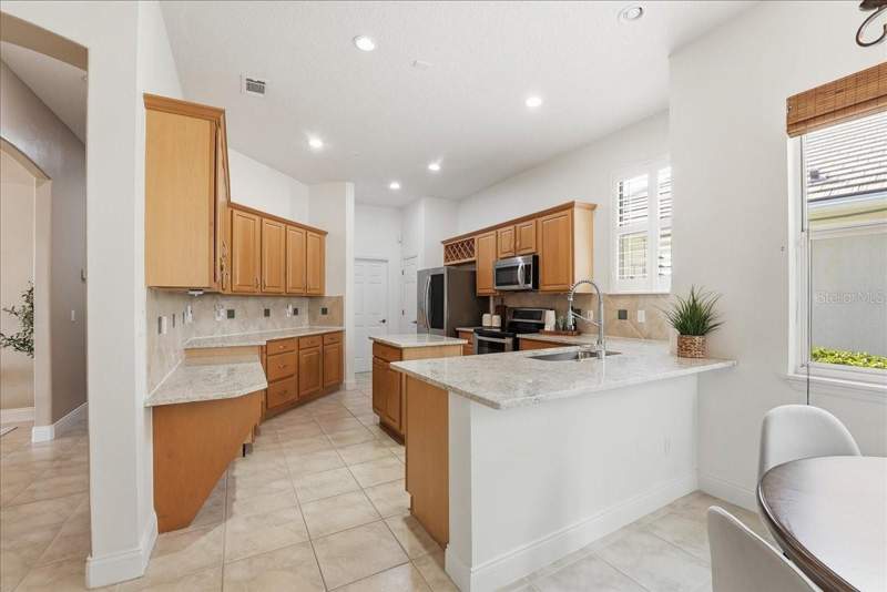 3 bedroom Single Family Residence at 10926 Woodchase Circle, Avalon At Turtle Creek, Orlando — photo 4