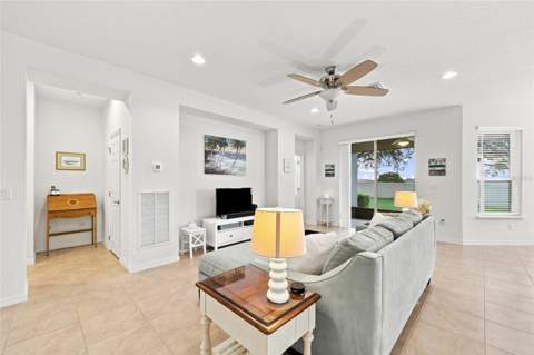381 Silver Maple Road, Groveland FL - photo 8 of 46
