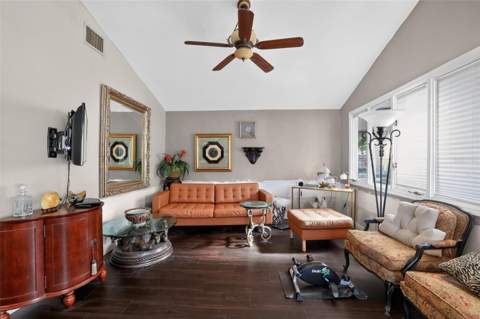 4204 S Renellie Drive, Tampa FL - photo 7 of 40