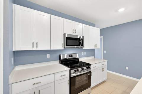 3809 Ambersweet Crossing, Parrish FL - photo 10 of 54