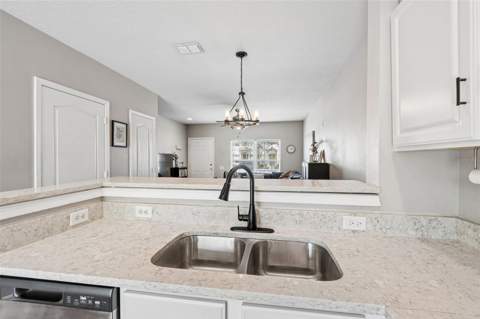 4423 Barnstead Dr, Riverview FL - photo 10 of 34