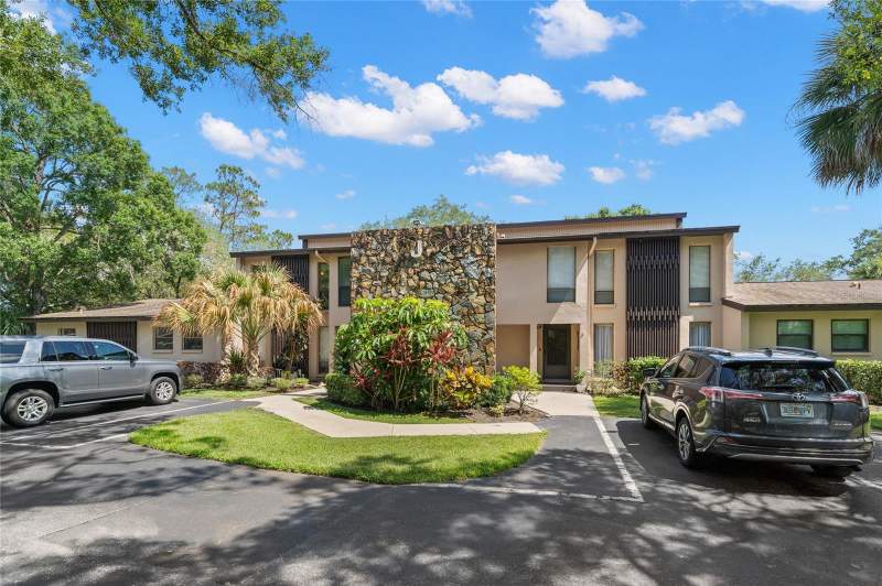 1400 TARPON WOODS BOULEVARD #D5 home for sale in Ponds Of Tarpon Woods The Condo