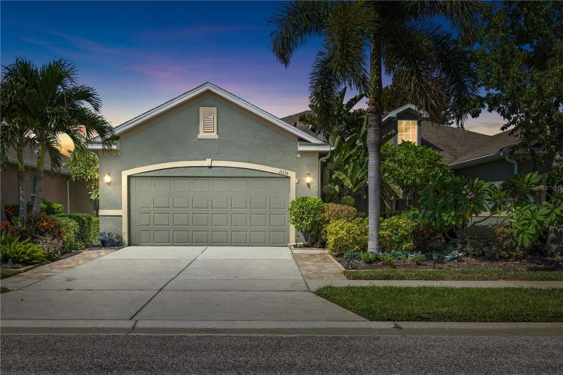 2235 PARROT FISH DRIVE home for sale in Gulfwinds
