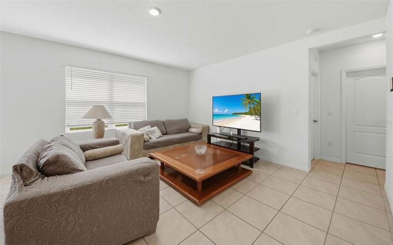 5 bedroom Single Family Residence at 2565 Trinidad Road, Hammock Reserve Ph 4, Haines City — photo 3