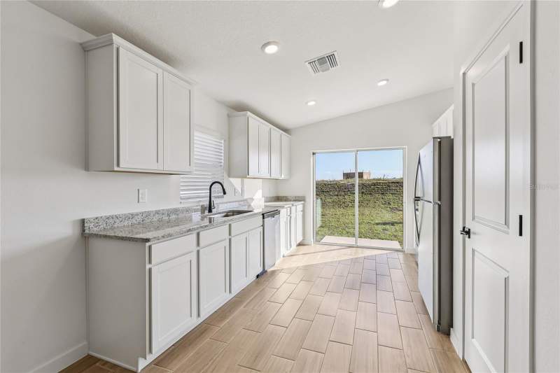 2 bedroom Single Family Residence at 5327 Cap Road, Trilby Crossings, Brooksville — photo 4