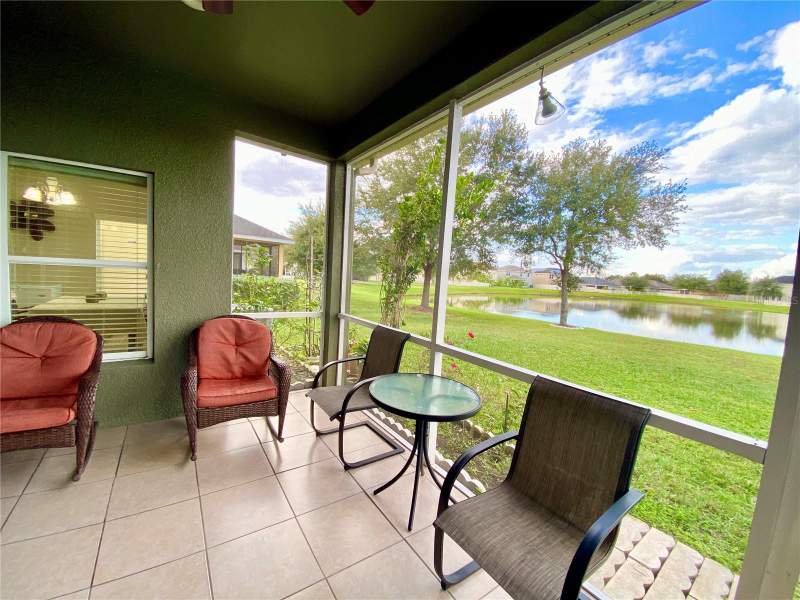 5 bedroom Single Family Residence at 10812 Ancient Futures Drive, Easton Park Ph 1, Tampa — photo 3