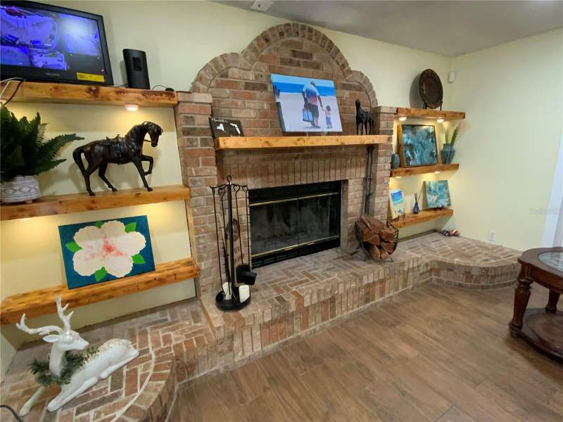 4 bedroom Single Family Residence at 39742 Gella Way, Lakeview Acres Unit 01, Lady Lake — photo 5