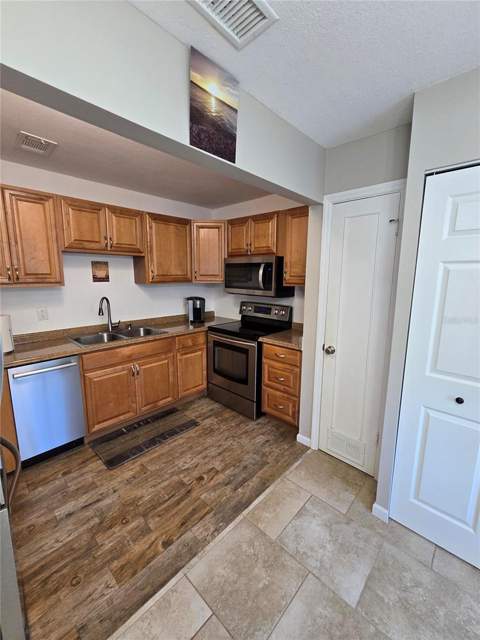 5231 Beach Drive #A, St Petersburg FL - photo 8 of 23