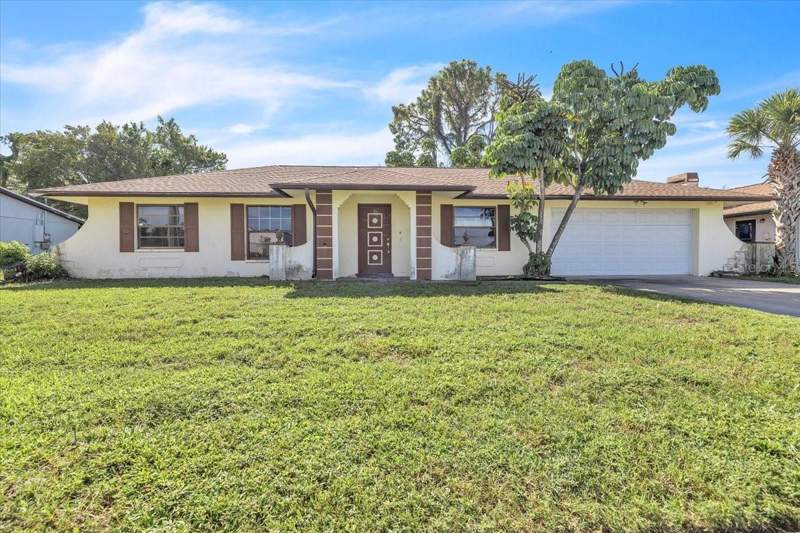 2 bedroom Single Family Residence at 20453 Midway Boulevard, Port Charlotte Sec 018, Port Charlotte — photo 4