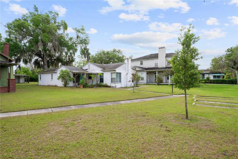 240 KILLARNEY DRIVE home for sale in Killarney Estates