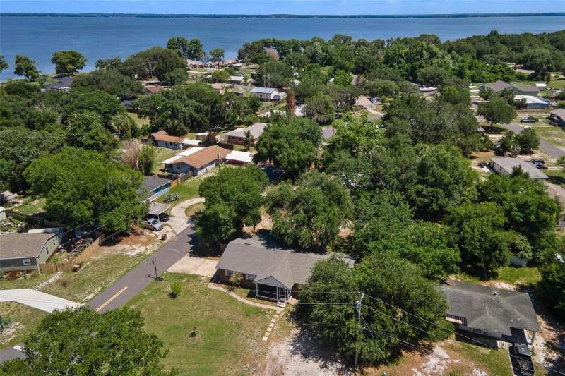 4 bedroom Single Family Residence at 14407 Lake Junietta Drive, Lake Junietta Homesites, Tavares — photo 4