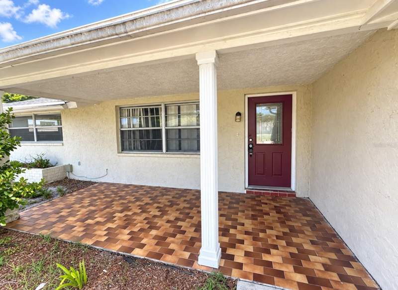 3 bedroom Single Family Residence at 8952 Sterling Lane, Embassy Hill, Port Richey — photo 2