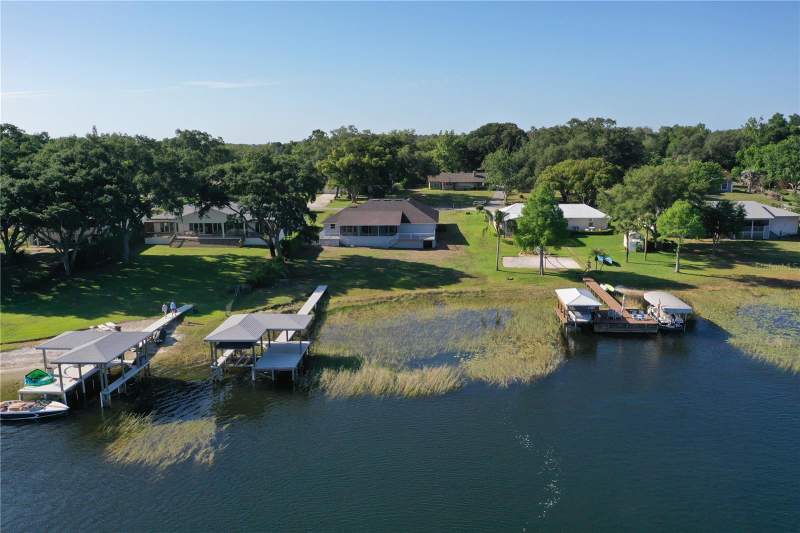 4 bedroom Single Family Residence at 10713 Denali Drive, Aurora Homes Sub, Clermont — photo 2