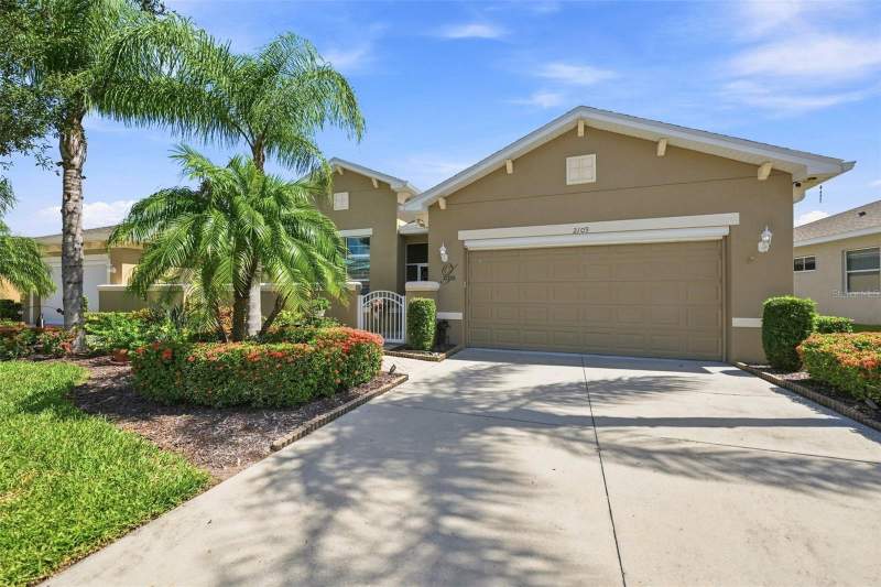 Maplewood Condo