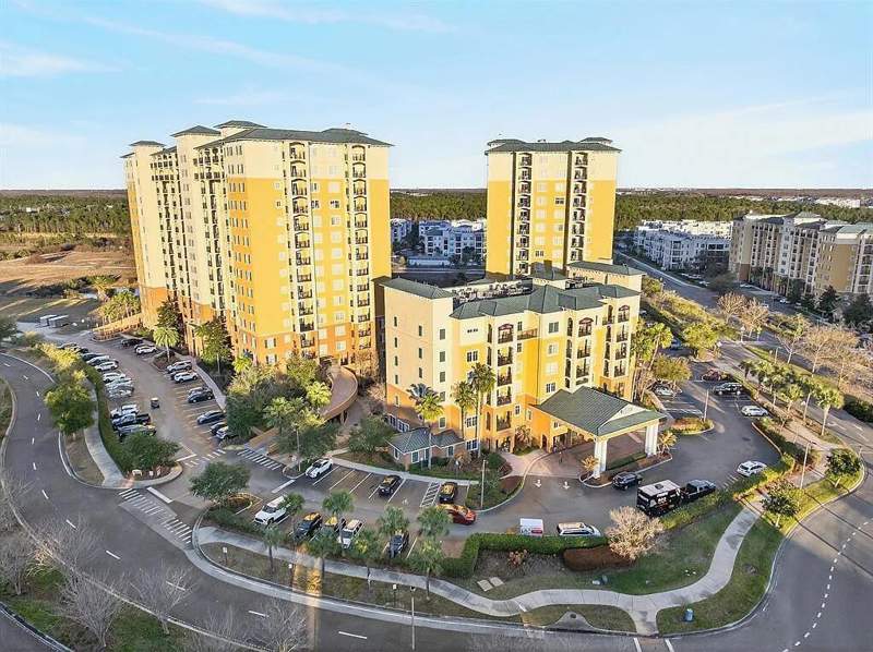 8101 RESORT VILLAGE DRIVE #3401 home for sale in Lake Buena Vista Residence Village