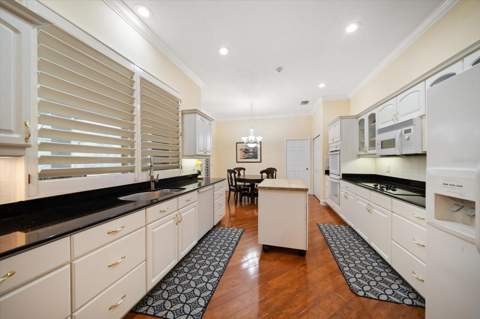 5243 Foxhunt Drive, Wesley Chapel FL - photo 15 of 45