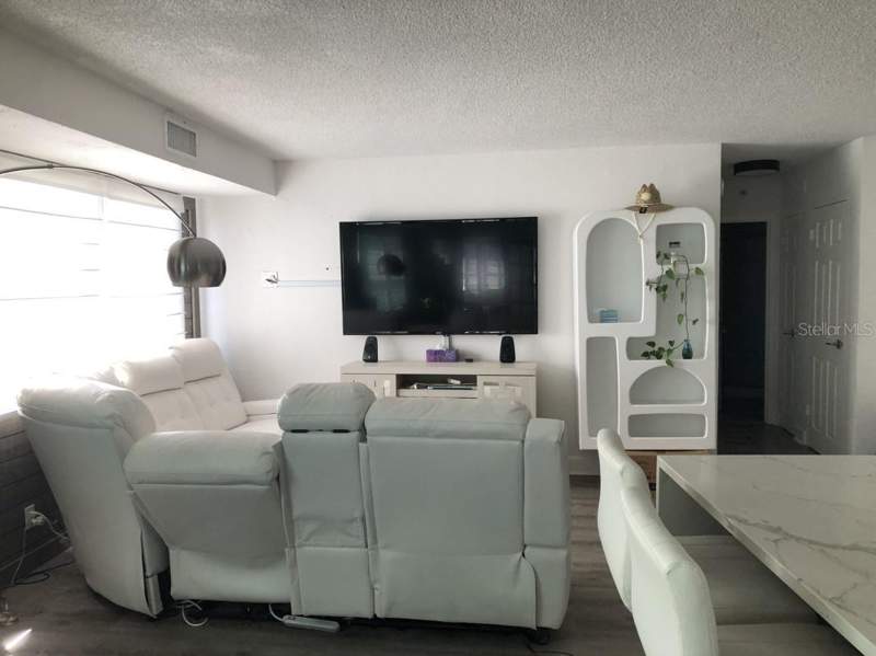 2 bedroom Condominium at 3315 58th Avenue #416, Wave The Condo, St Petersburg — photo 3