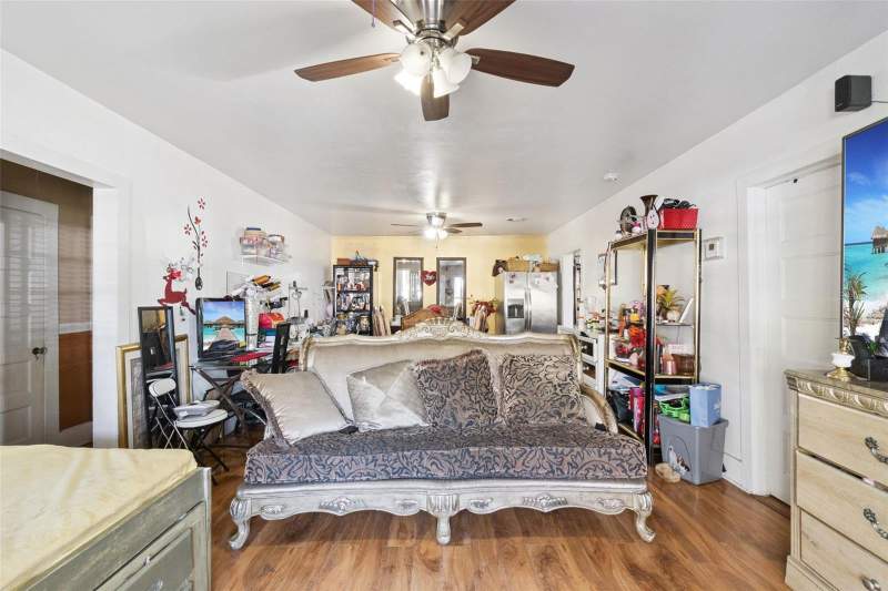 4 bedroom Single Family Residence at 310 E Magnolia Street, Robert Bass Add, Kissimmee — photo 3