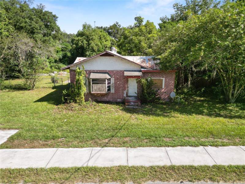 3 bedroom Single Family Residence at 1609 W 10TH STREET, OAKRIDGE HEIGHTS, LAKELAND — photo 1