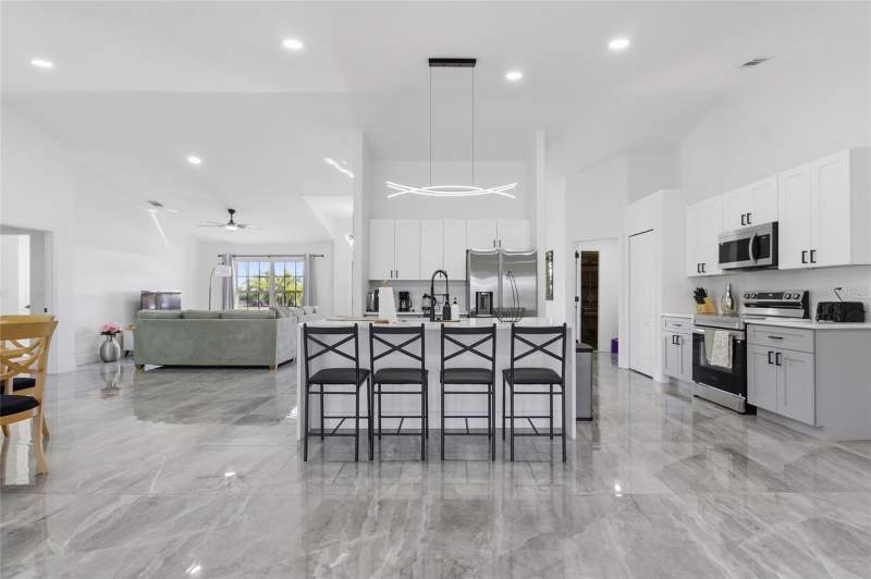 4 bedroom Single Family Residence at 619 SW 26th Terrace, Cape Coral, Cape Coral — photo 5