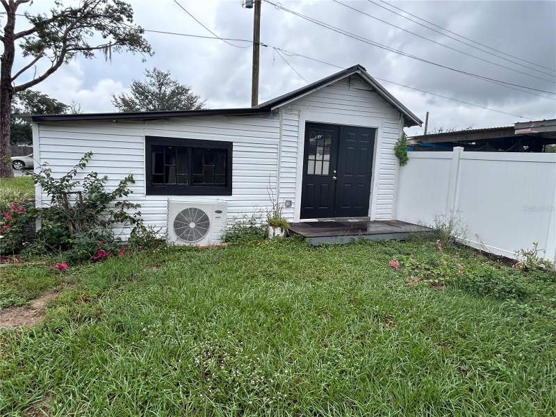 2 bedroom Single Family Residence at 650 9th Street, Jarvis Heights, Winter Haven — photo 2