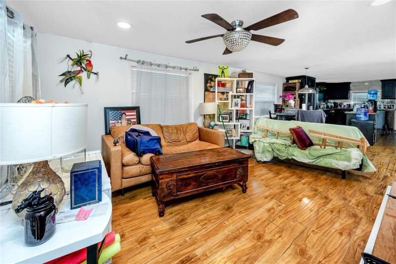 3 bedroom Single Family Residence at 1250 Lakeview Road, Oakland Heights, Clearwater — photo 4