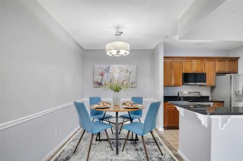 14226 Fredricksburg Drive #220, Orlando FL - photo 9 of 35