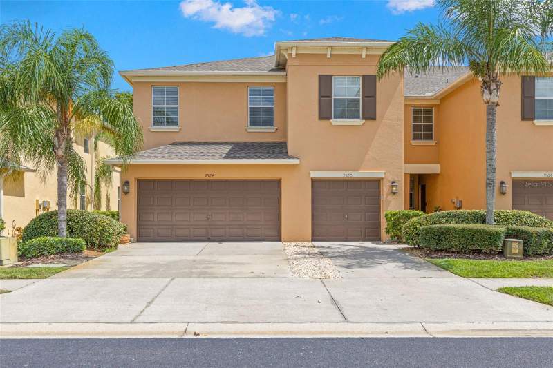 9524 TRUMPET VINE LOOP home for sale in Thousand Oaks East