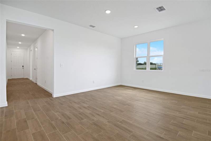 4 bedroom Single Family Residence at 6196 SW 64th Terrace, Seasons At Aurora Oaks, Ocala — photo 5