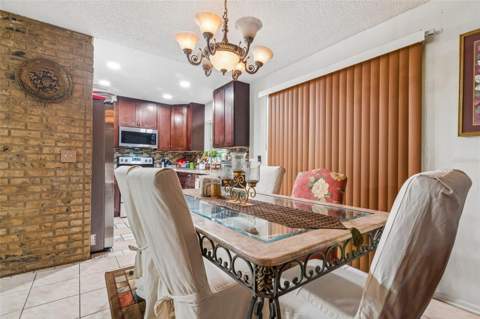 5851 Hutton Drive, Orlando FL - photo 8 of 21