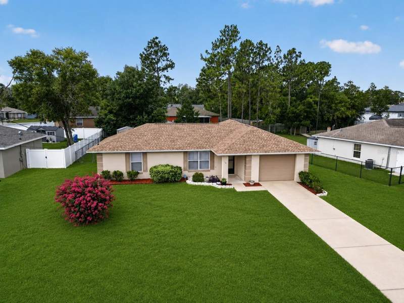 3 bedroom Single Family Residence at 16 Fir Trail Course, Silver Spgs Shores Un 20, Ocala — photo 3