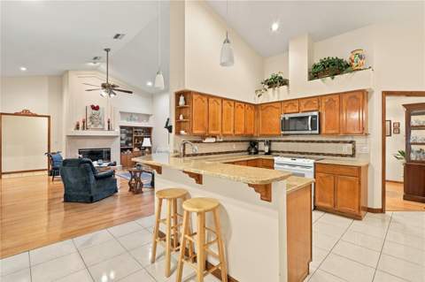 1539 Hawkesbury Court, Winter Garden FL - photo 6 of 6