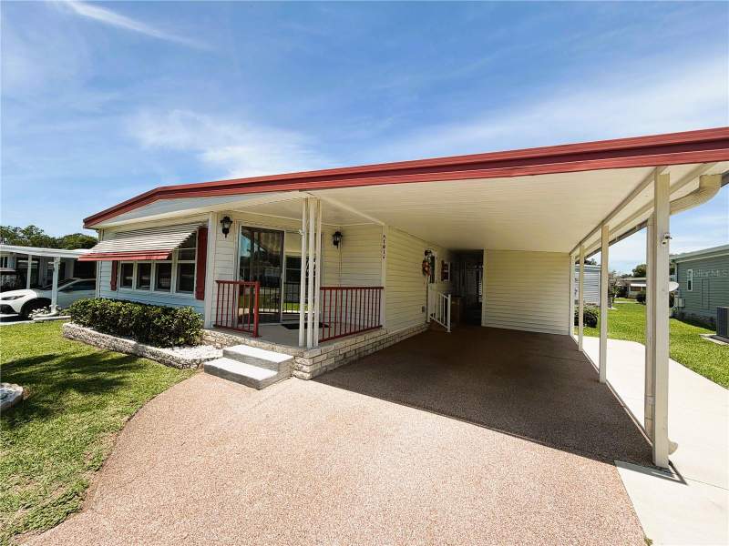 2 bedroom Mobile Home at 101 Marigold Street, Hawthorne At Leesburg A Coop, Leesburg — photo 4