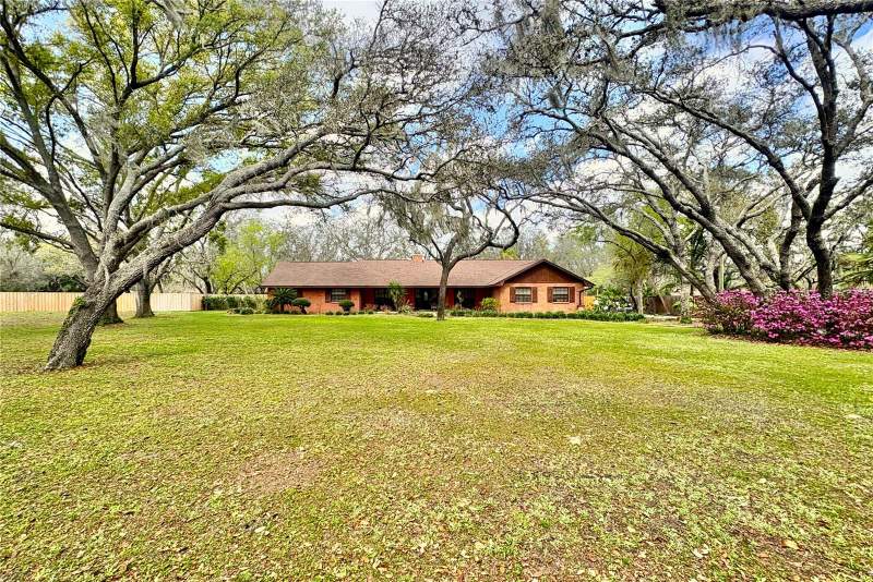 4 bedroom Single Family Residence at 12506 SHADOW RUN BOULEVARD, SHADOW RUN, RIVERVIEW — photo 1