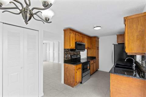 6267 Whispering Way #119, Orlando FL - photo 16 of 28