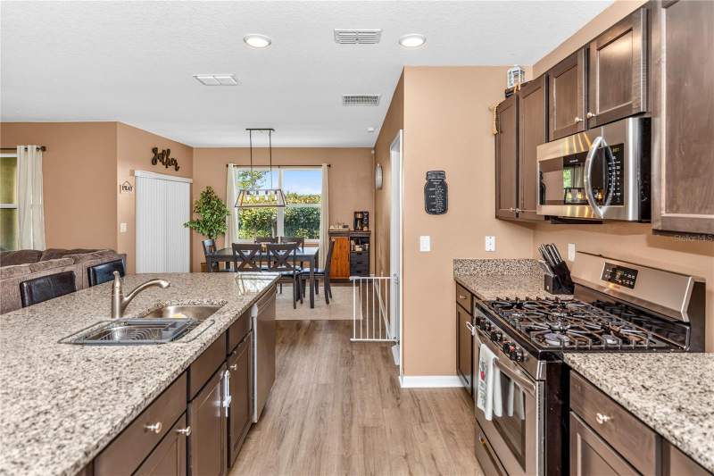 3 bedroom Single Family Residence at 339 Lazio Circle, Riviera Bella, Debary — photo 3