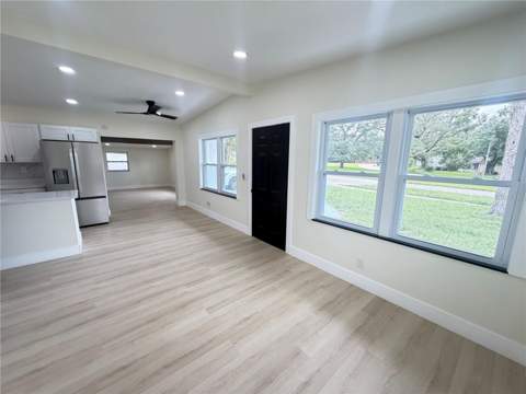 9505 N Willow Avenue, Tampa FL - photo 6 of 6