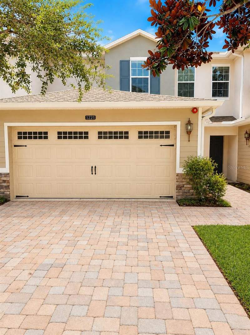 1221 PRIORY CIRCLE home for sale in Stoneybrook West
