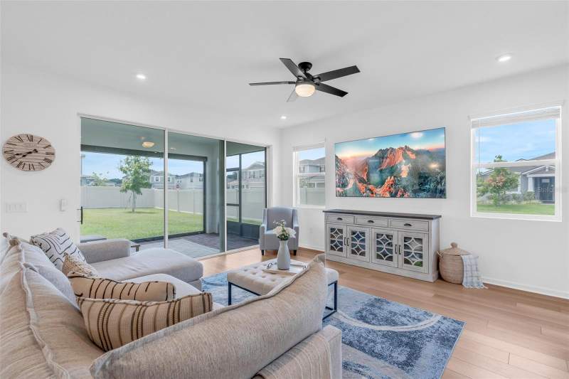 3 bedroom Single Family Residence at 2215 BLUE SALVIA STREET, WATERBROOKE PH 3, CLERMONT — photo 4
