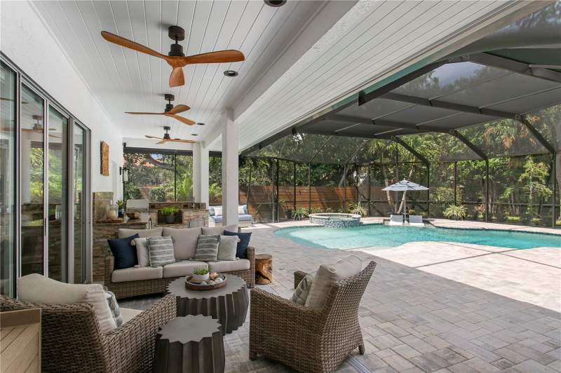 4 bedroom Single Family Residence at 2801 Shore Breeze Drive, The Estates At Bayshore Pointe, Tampa — photo 4