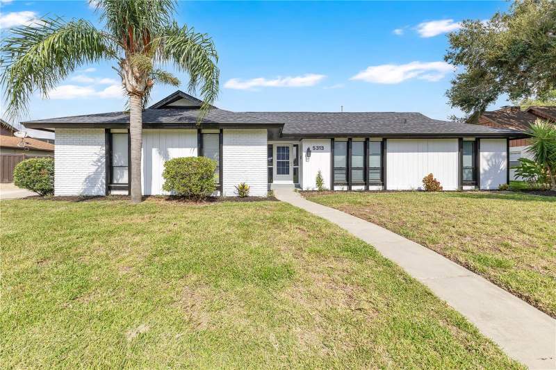 4 bedroom Single Family Residence at 5313 JADE CIRCLE, LAKE CONWAY SHORES, BELLE ISLE — photo 1
