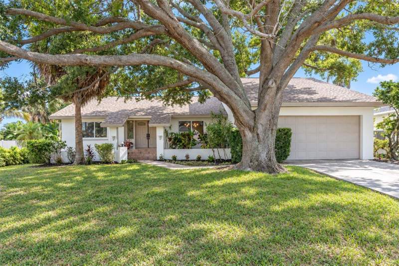 630 PINTA DRIVE home for sale in Tierra Verde