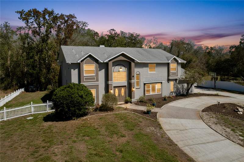 10655 LAKEVIEW DRIVE home for sale in Golden Acres